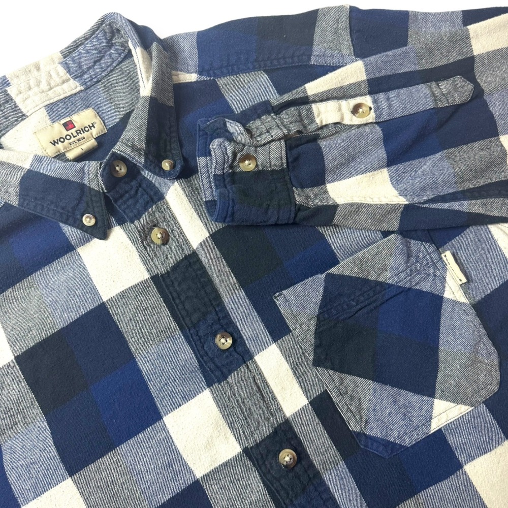 Woolrich Men's Flannel Button Up Shirt Size Large Blue Plaid